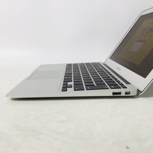 MacBook Air (Mid 2011) 11インチ　中古