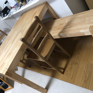IKEA 4人掛けダイニングテーブル　椅子、ベンチ付き　NORDBY