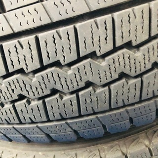 ハイエースのホイール付き冬タイヤ，サイズ 195/80R15中古タイヤ4本 