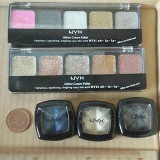 【ネット決済・配送可】Nyx アイシャドウパレット Glitte...