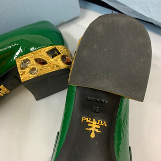PRADA35レトロパンプス