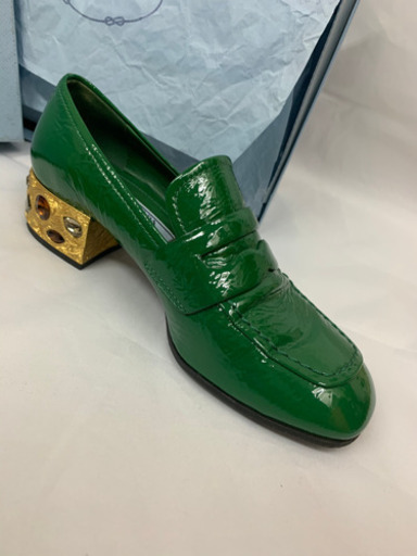 PRADA35レトロパンプス
