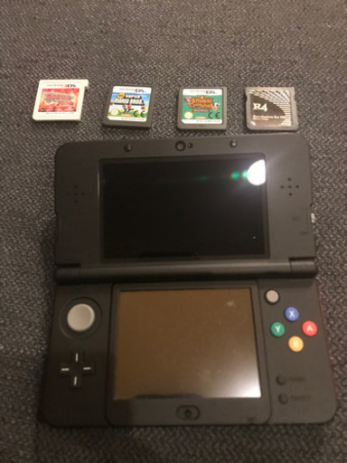 NEW 3DS (Pokémon Limited Edition) ゲームと充電器付き