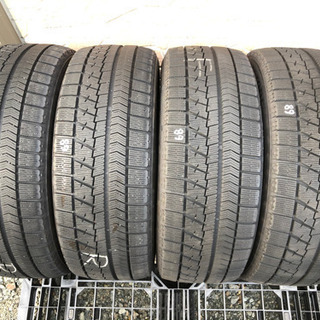 中古タイヤ＆ホイール　各種あります！スタッドレス、サマータイヤ　お問い合わせ下さい！