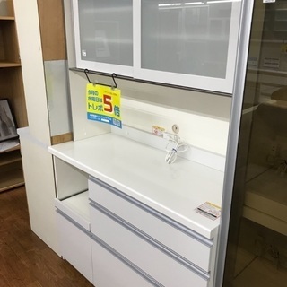 収納家具 パモウナのレンジボード サイレントレール採用で機能も◎