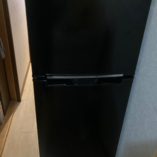 冷蔵庫　黒　ブラック　