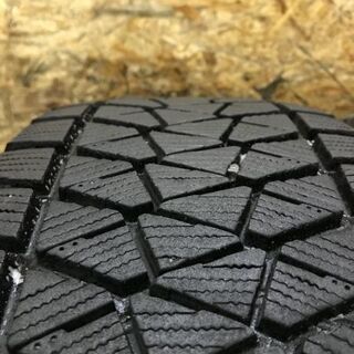 BS BLIZZAK DM-V2 225/65R17 17インチ スタッドレス 4本 2015年製 バリ溝 レクサスNX ハリアー CX-5 RAV4等　(TB280) クレジットカード QR決済可能