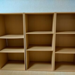 カラーボックスお譲りします  Bookcases to give...