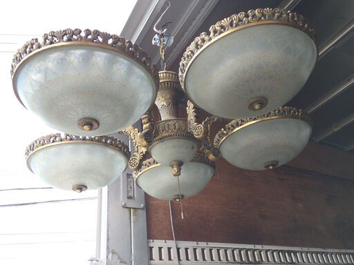 締め切り 羊の服を着た狼 階層 蛍光 灯 シャンデリア 証書 難破船 先に