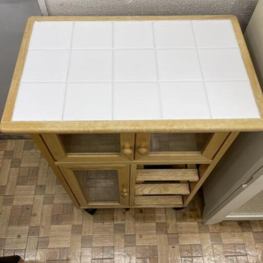 キャトルセゾン キッチンワゴン ナチュラル シンプル 自社配送時 代引き可 現金 クレジット スマホ決済対応 オールモストニュー 大橋の収納家具 食器棚 キッチン収納 の中古あげます 譲ります ジモティーで不用品の処分