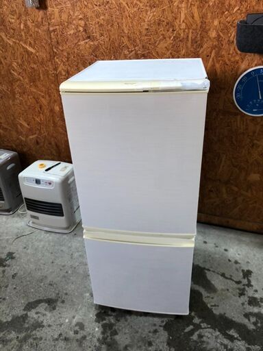 E0304　シャープ　冷蔵庫　137L　2012年