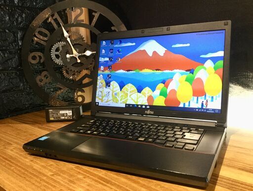 店頭にて売約済み。ご覧頂きありがとうございました。2014年発売モデル！一宮でWindows10搭載機！Fujitsu LIFEBOOK corei5 第四世代 15.6インチ　Intel RAM4GB/HDD500GB】一宮市のパソコン屋 Mr.Carnival（ミスカニ）です！パソコン修理・中古パソコンの販売【クレカ\u0026PayPay使えます！】店頭在庫PCのご紹介です！受け渡しは店舗にて(^^)/【ノートパソコン】