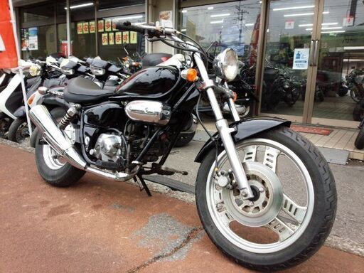 NO.3581　マグナ５０ （ＭＡＧＮＡ）　４サイクル　クラッチ付き４速ミッション　ブラック　☆彡