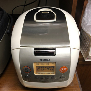 TOSHIBA 炊飯器