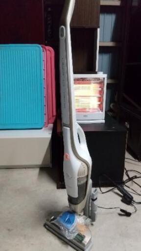 【中古品】AQUA 2016年 コードレス掃除機