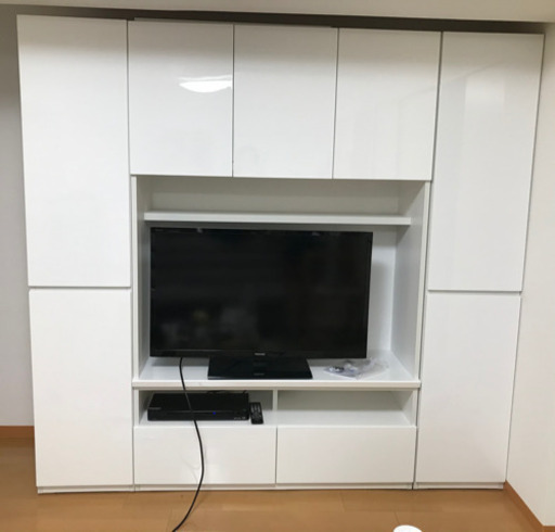 ニトリ　テレビ収納台　壁面収納