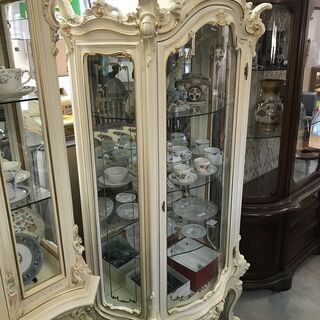 ■ioy1205■SILIK/シリック■ガラスキャビネット■ロココ調/クラシック家具■飾り棚/収納家具/ガラス棚■