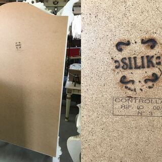 ■ioy1205■SILIK/シリック■ガラスキャビネット■ロココ調/クラシック家具■飾り棚/収納家具/ガラス棚■