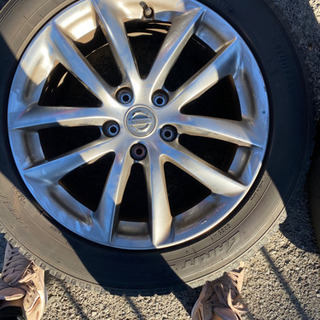 日産スタットレスタイヤ純正アルミ4本セット