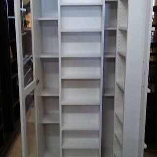 【店舗同時販売中】　ＮＩＴＯＲＩ　ニトリ　モスビー　ディスプレイ扉付書棚　白　　【店頭ご来店購入限定】