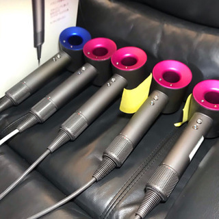 ダイソンドライヤー箱・付属品完備HD01　3ヶ月保証付き！ ダイソンドライヤー箱・付属品完備HD01 3ヶ月保証付き！ dyson