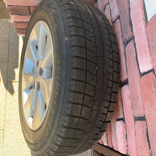 アルファード　ヴェルファイアスタットレスタイヤ