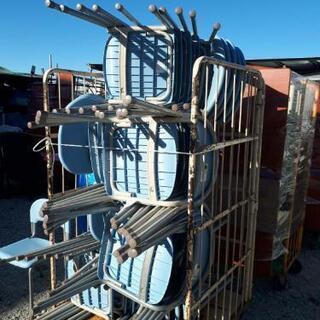 小学校の机50セット（50テーブル+ 50椅子）