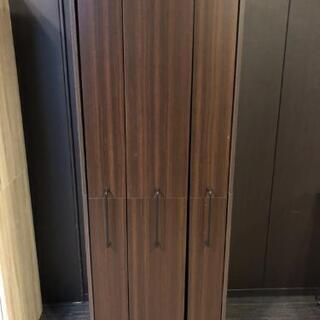 【展示品・未使用】本棚 隙間収納 稼働棚 キャスター付 木目調 定価29990円