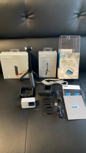 GoPro HERO7 white 値下げしました