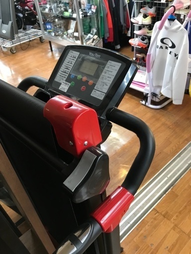 自宅でフィットネスできます。ルームランナー