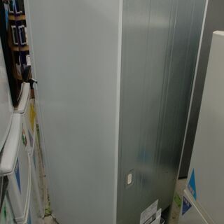 クリーニング済】ワールプールジャパン 225L2ドア冷凍冷蔵庫 「YRZ