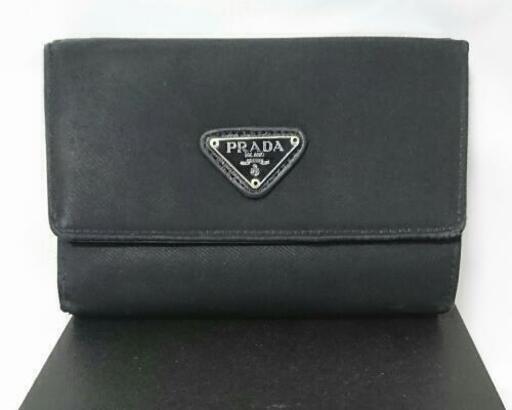 【良品】PRADA プラダ 三つ折り財布 ナイロン×レザー ブラック メタルロゴ