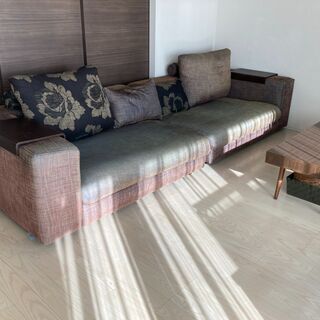 Moda En Casa モーダ エン カーサ 羽毛ソファ 左側1個 Konkrn 研究学園のソファ 2人掛けソファ の中古あげます 譲ります ジモティーで不用品の処分