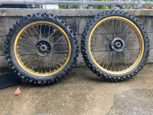 KLX250 ホイール 前21インチ 後18インチ