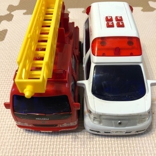 トイコー　消防車&救急車