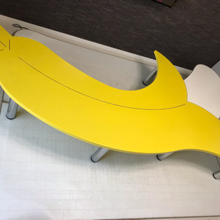 バナナのテーブル