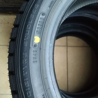新品　スタッドレスタイヤ　165/55R14