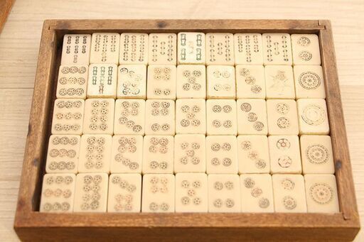 麻雀牌 マージャン牌 背竹 骨牌? 中国(R2075mxY) 【公式通販】 麻雀牌 マージャン牌 背竹 骨牌? 中国(R2075mxY) 【公式通販】