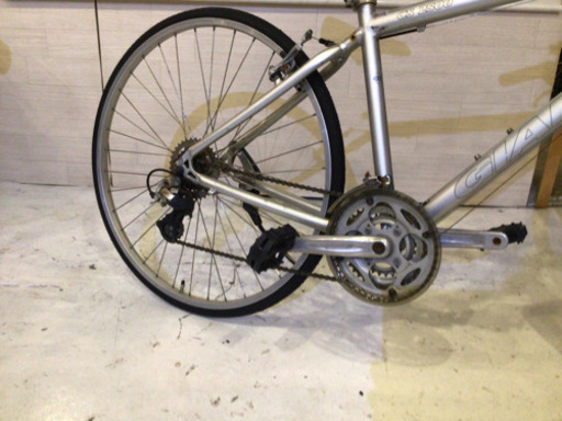 GIANT クロスバイクCS2500