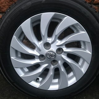 旧型トヨタbB使用してたホイール付きスタッドレス