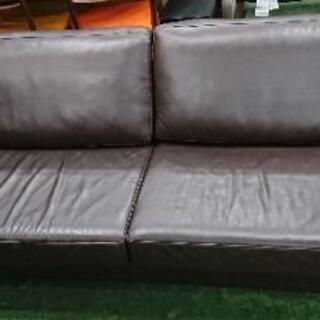 値下げしました！！BoConcept｜三人掛けソファーのご紹介です