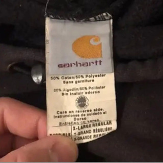 カーハート　パーカー