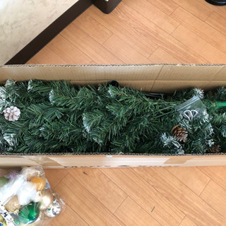 クリスマスツリー　値下げしました！150cm  飾り付き(電飾なし)