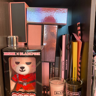 BLACKPINK.その他グループ　グッズ、CD．DVD.ポスター