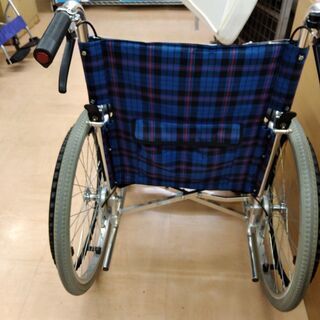 【ジモティ見たで５％OFF】自走式車椅子【0024】