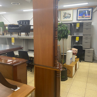 豪華絢爛　コーナーキャビネット　イタリア　象嵌　格子　ガラス　カギ付き