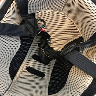 ヤールーヘルメット 白と黒2個セット