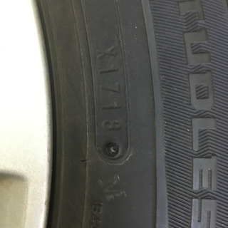 ダンロップ　スタッドレスタイヤ　4本セット　21560R17 ニッサン純正ホイール付き