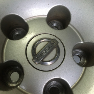 ダンロップ　スタッドレスタイヤ　4本セット　21560R17 ニッサン純正ホイール付き