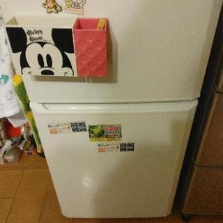 100円　一人暮らし用冷蔵庫